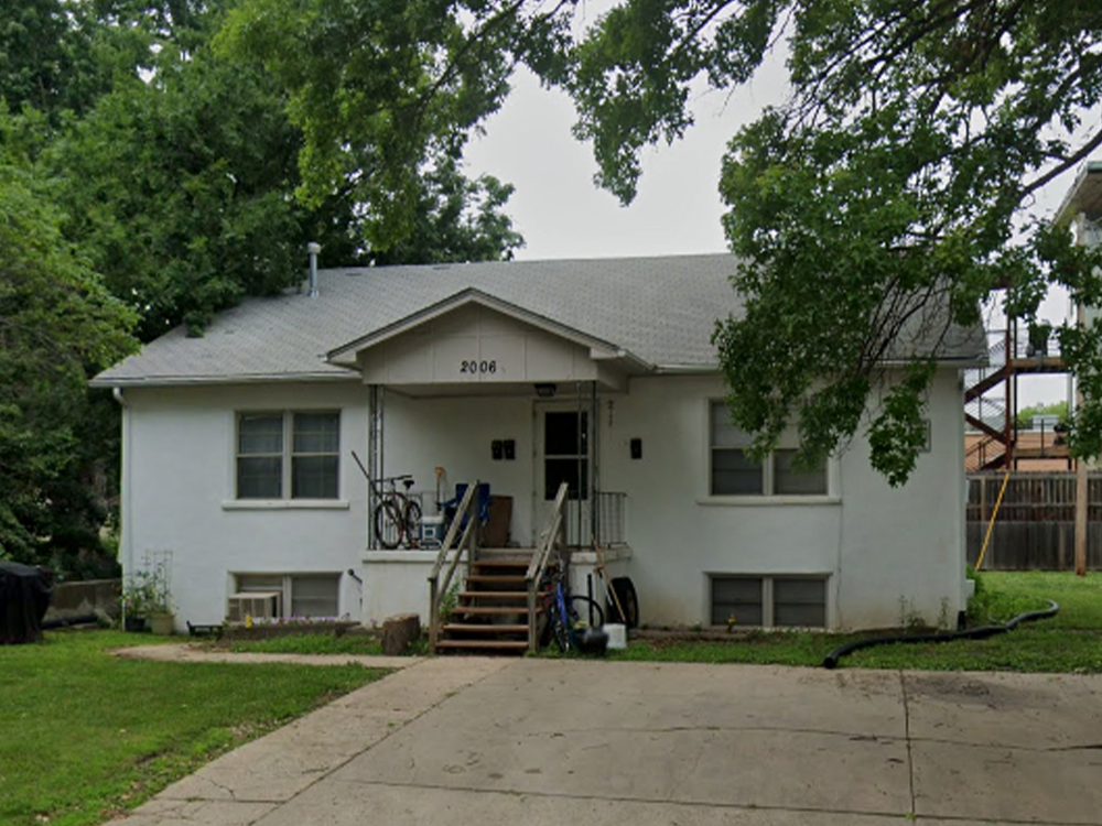 2006 College View Rd*